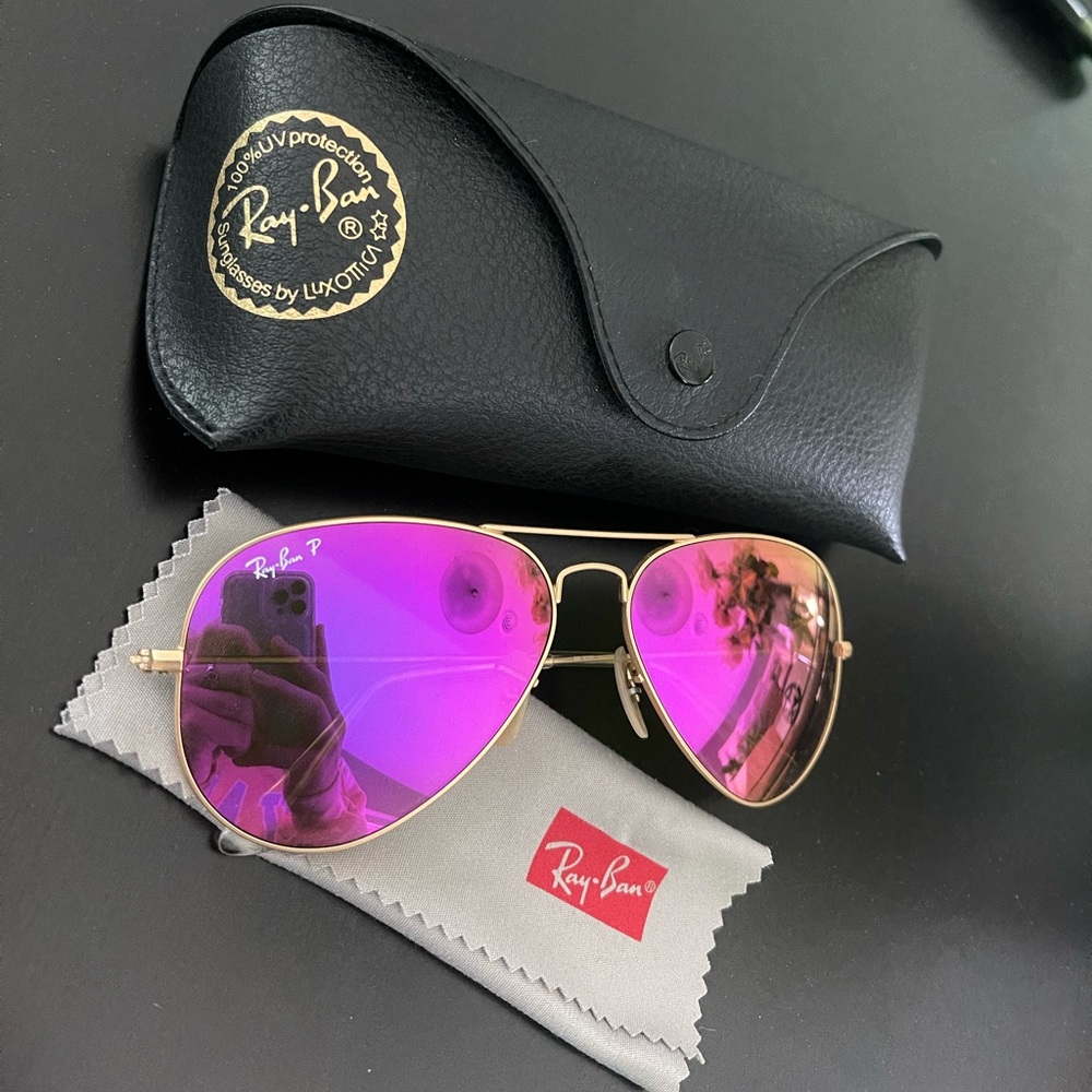 AUTHENTIC RAY-BAN AVIATOR SUNGLASSES